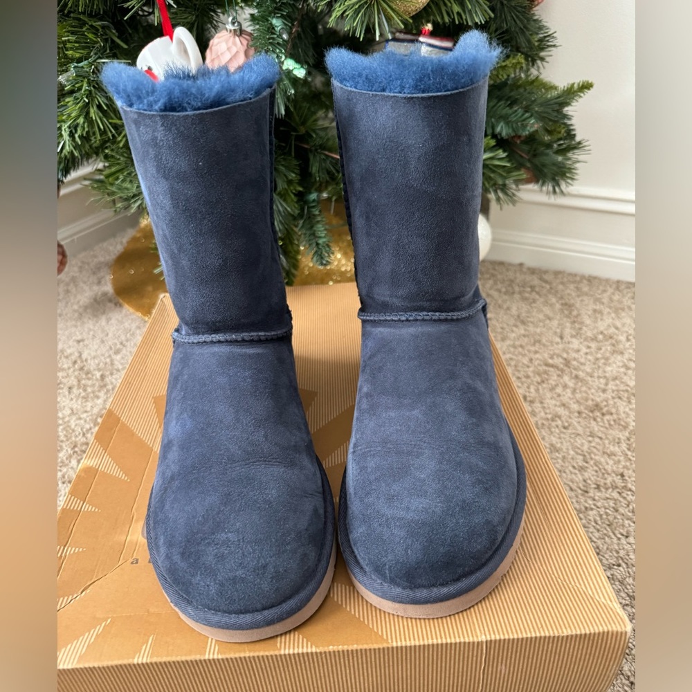 UGG Bailey Bow